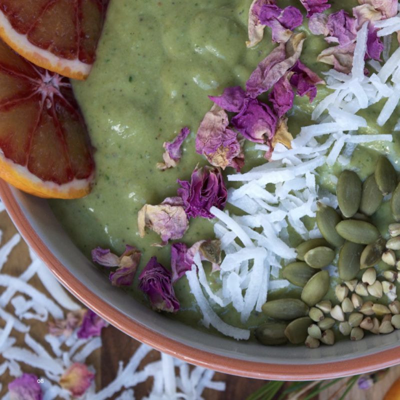 Kiwi & Avocado Smoothie Bowl